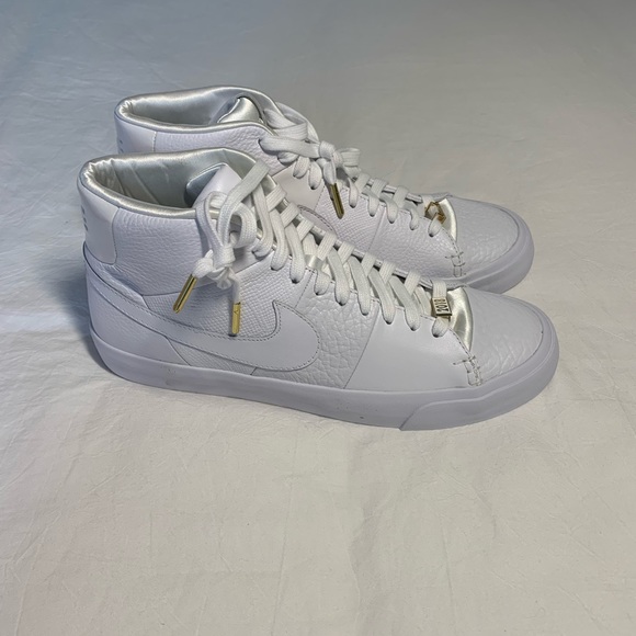 Nike Royal Triple White Blazers - Picture 3 of 4
